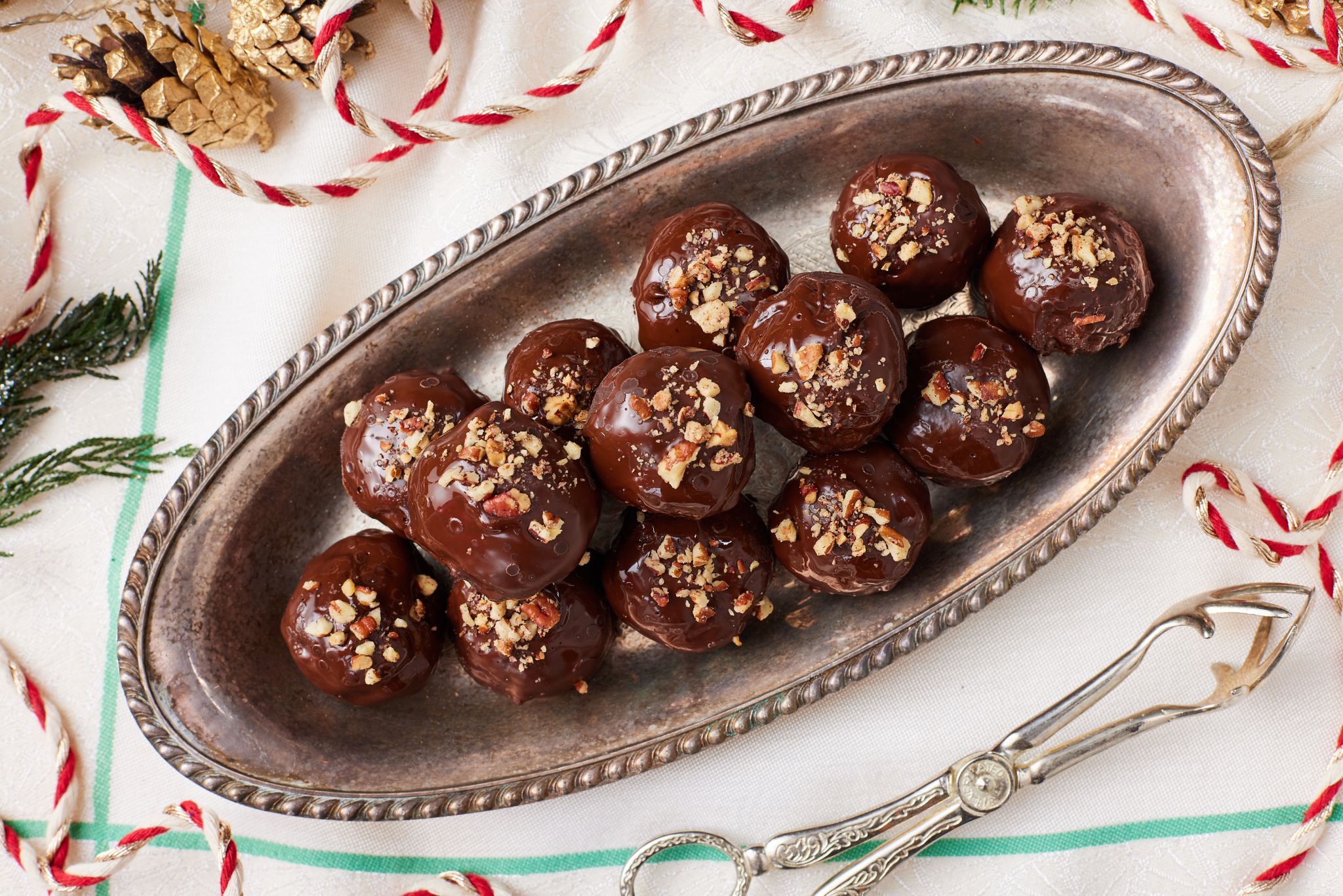 Whip Up Easy No-Bake Pecan Pie Balls in Just 30 Minutes